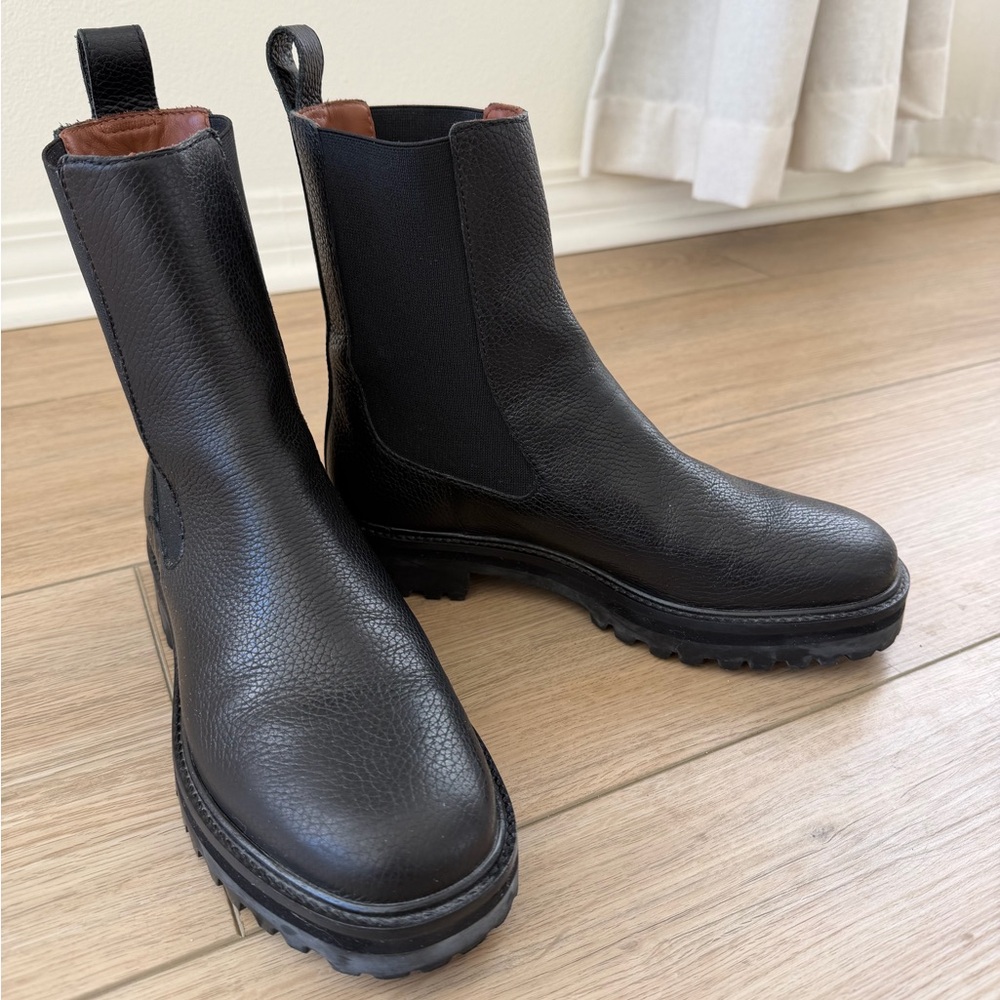 Reformation Chelsea Boots